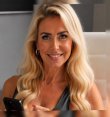 Mona - Psychologische Lebensberatung - Skatkarten - Tarot & Kartenlegen - Astrologie & Horoskope - Familienaufstellung