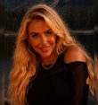 Mona - Arbeiten mit dem Inneren Kind - Hellsehen mit Hilfsmittel - Familienaufstellung - Blockadelösung - Astrologie & Horoskope