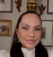 Ariane - Hellsehen mit Hilfsmittel - Lichtarbeit - Medium & Channeling - Tarot & Kartenlegen - Spirituelles Heilen